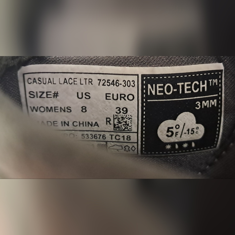 Bogs Women's Olive Winter Boots - Picture 8 of 10